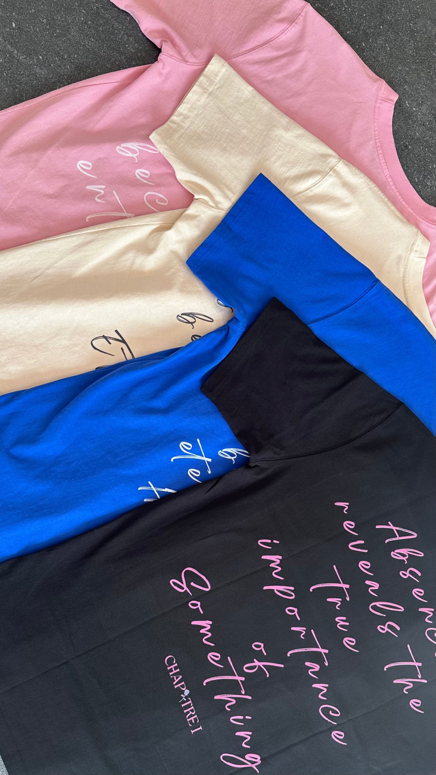T-SHIRT